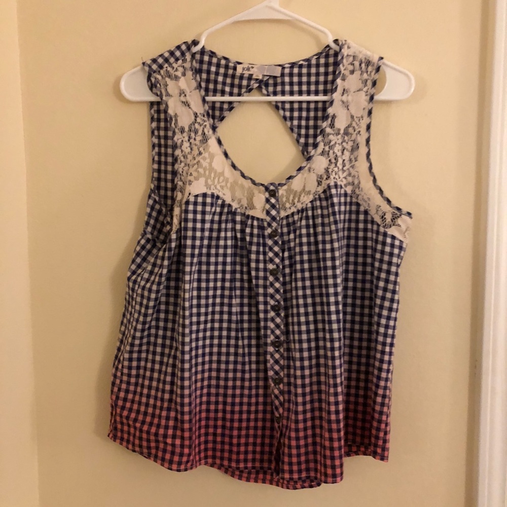 Summer squared shirt with lace